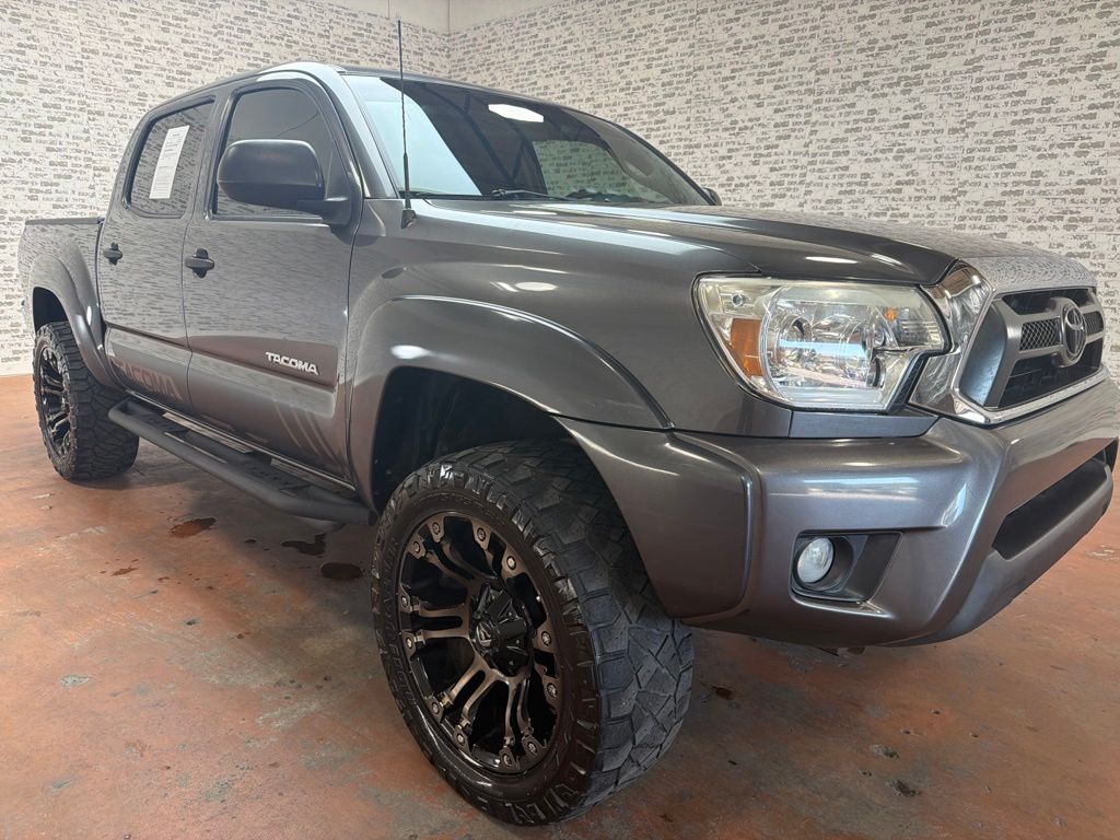 Magnetic Gray Metallic 2015 Toyota Tacoma Pickup Truck 4X2 5-Speed Automatic