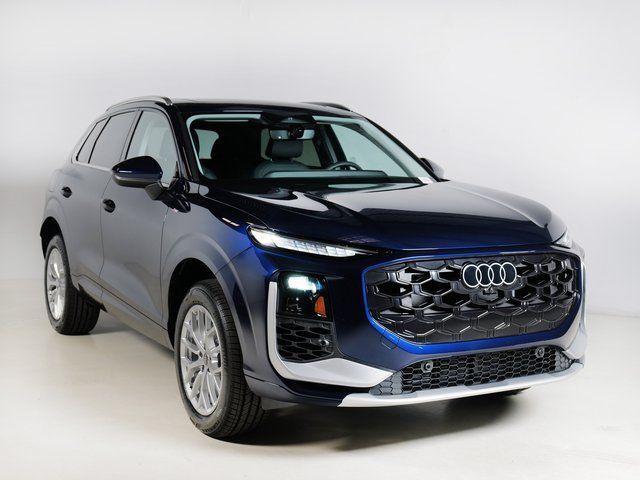 2026 Audi Q3 S line quattro's photo