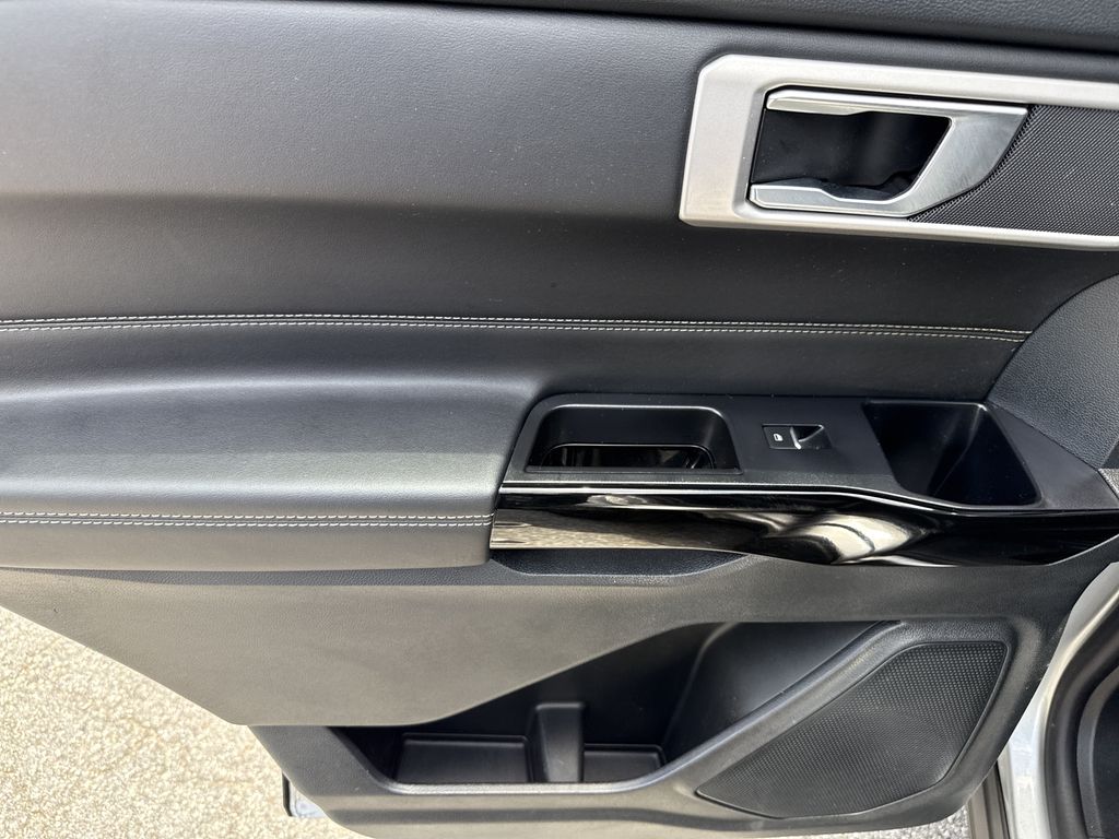 Used 2022 Ford Explorer SUV