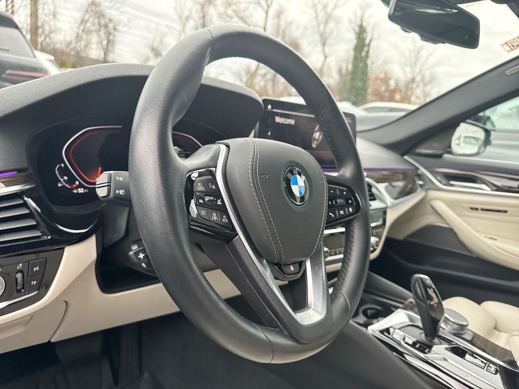 2022 BMW 5 Series 540i xDrive 3