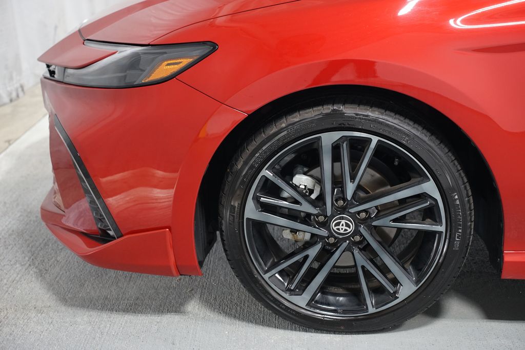 Thumbnail: 2025 Toyota Camry - 5