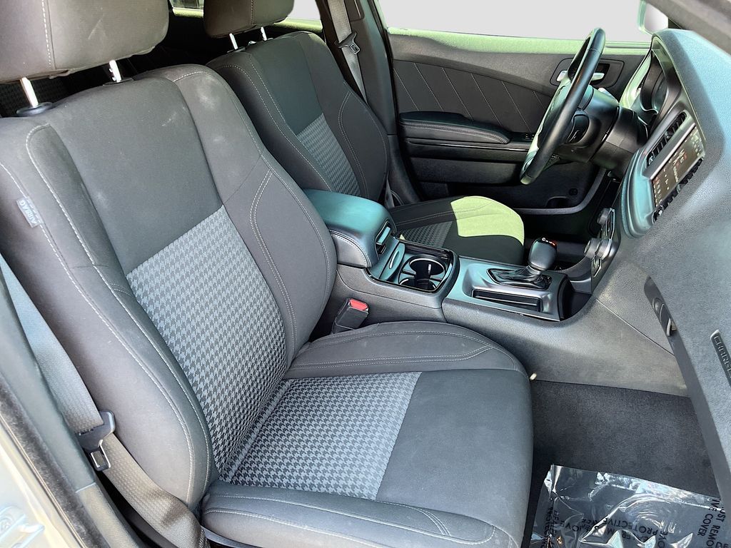 Used 2023 Silver Dodge SXT image 28