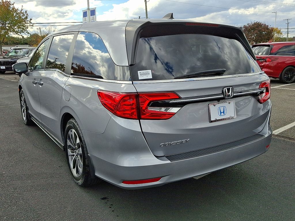 Thumbnail: 2023 Honda Odyssey - 4