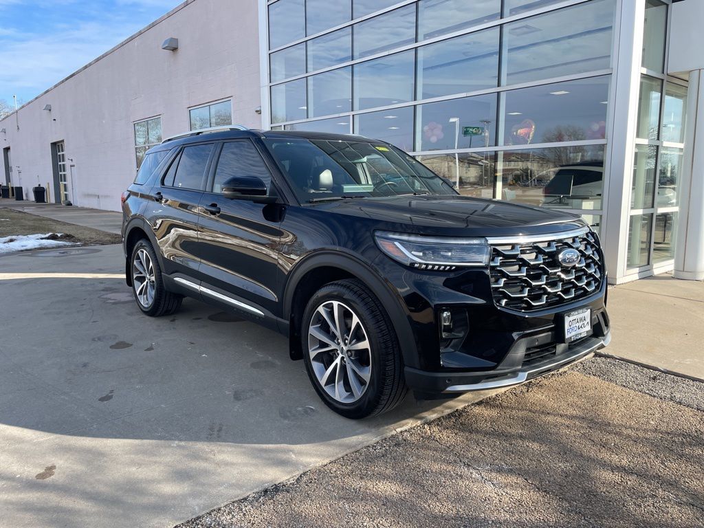 2025 Ford Explorer Platinum AWD