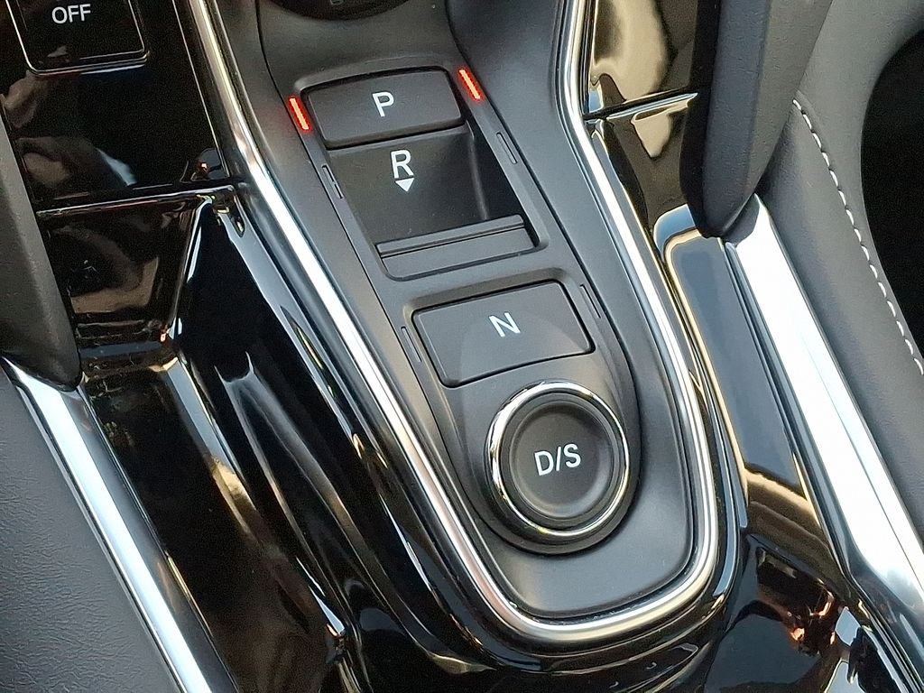 Thumbnail: 2025 Acura RDX - 16