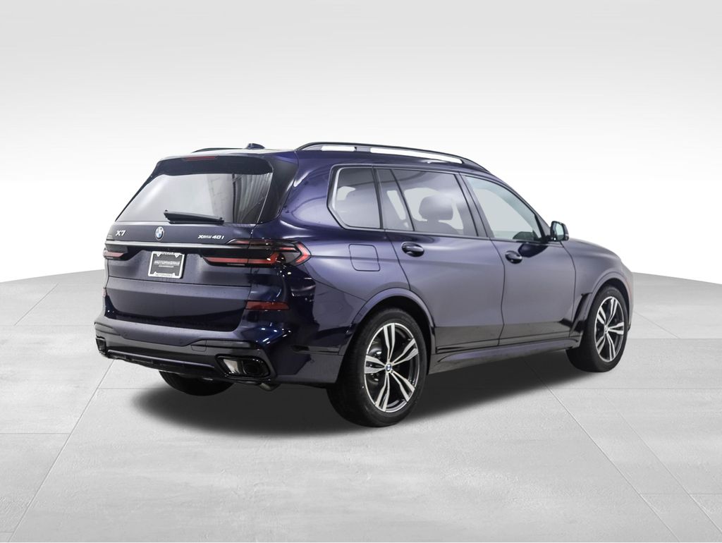 Thumbnail: 2026 BMW X7 - 5