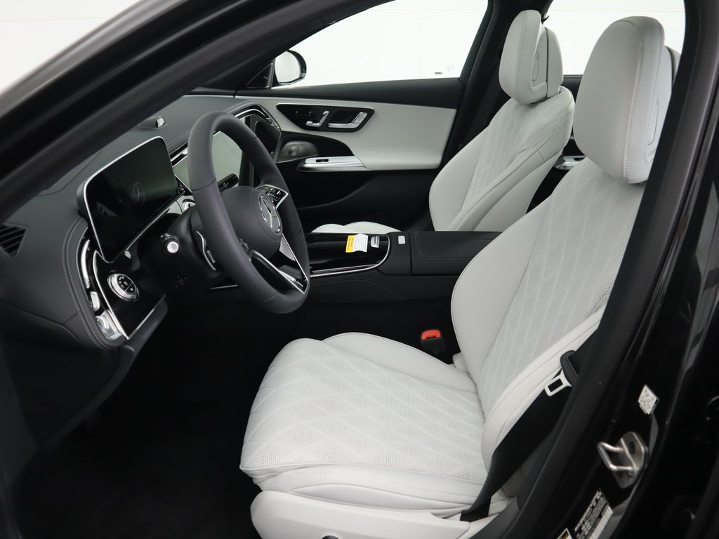 Thumbnail: 2026 Mercedes-Benz E-Class - 21