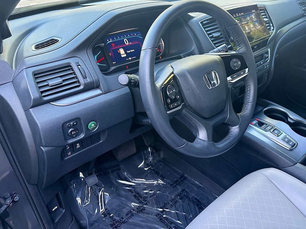 Used 2021 Gray Honda EX-L image 9