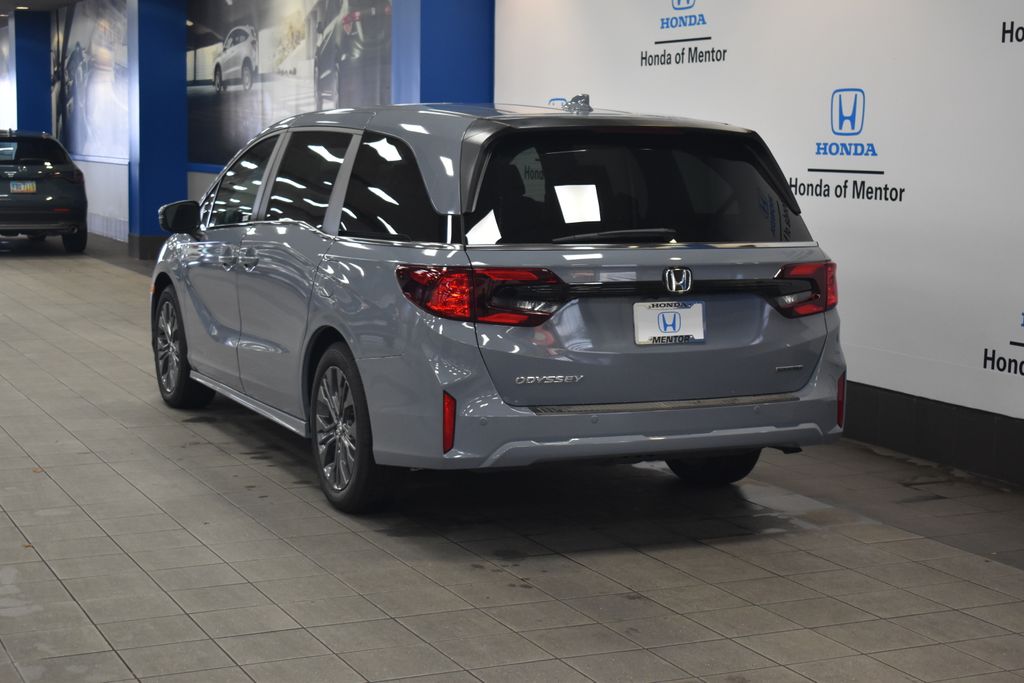 2025 Honda Odyssey Touring 5