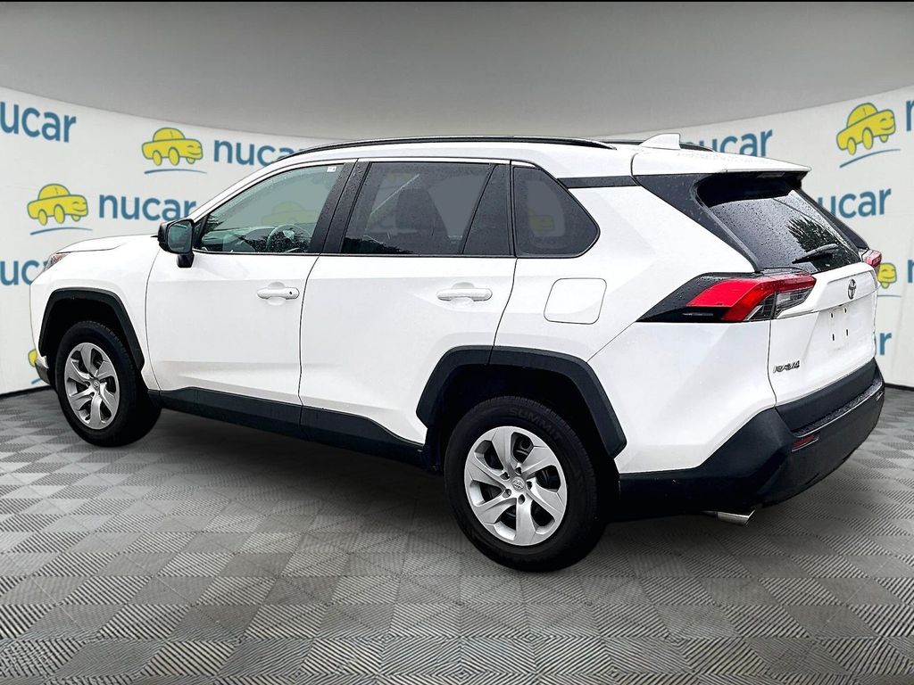 2021 Toyota RAV4 — photo 5