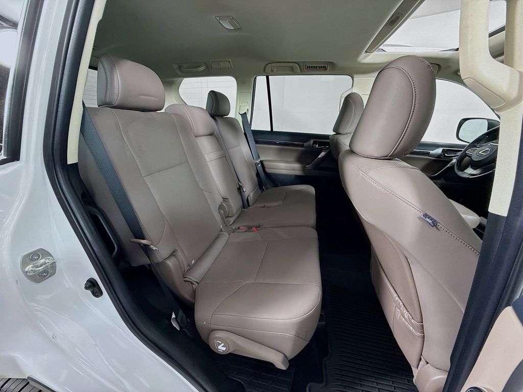 Thumbnail: 2023 Lexus GX - 29