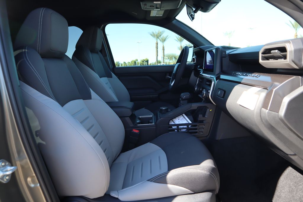 Thumbnail: 2025 Toyota Tacoma - 18