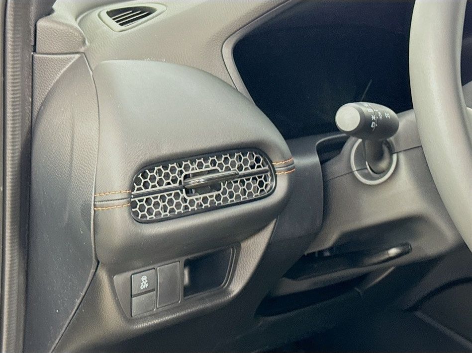 2025 Honda HR-V Sport photo