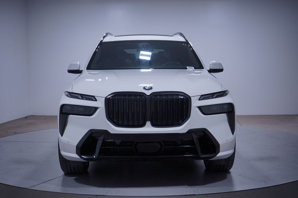 Thumbnail: 2024 BMW X7 - 4