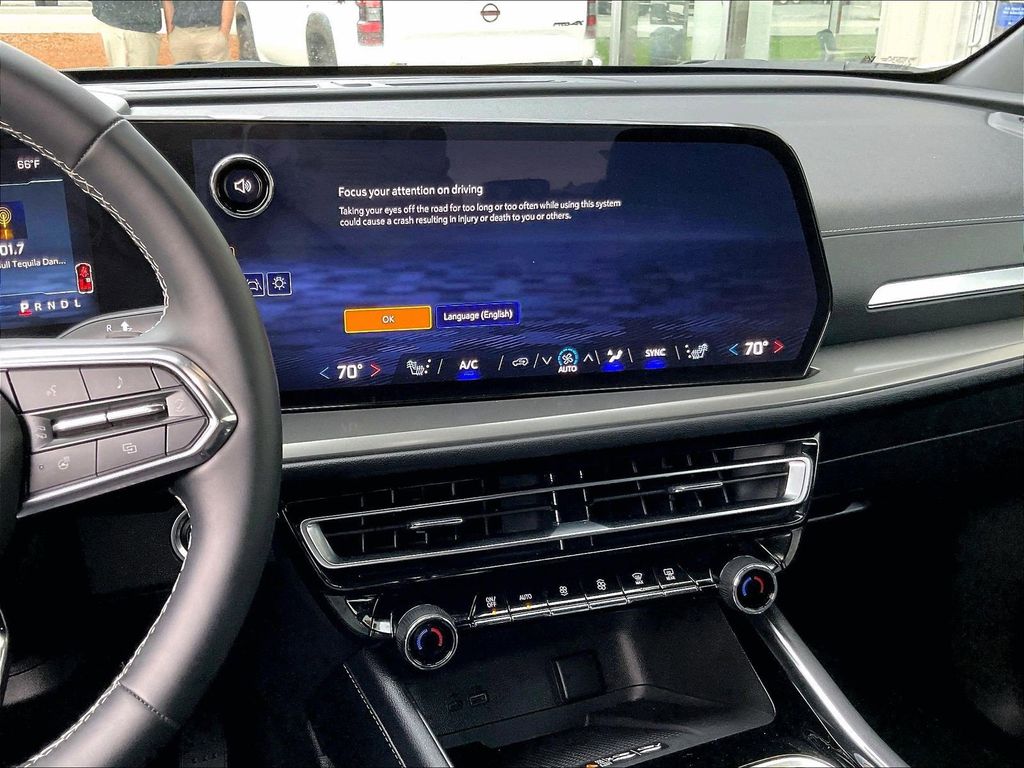 2026 Chevrolet Traverse — photo 19