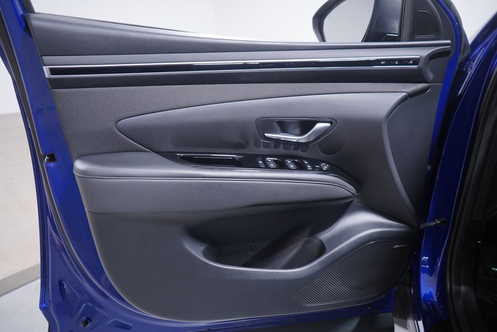 2022 Hyundai Tucson Limited 16