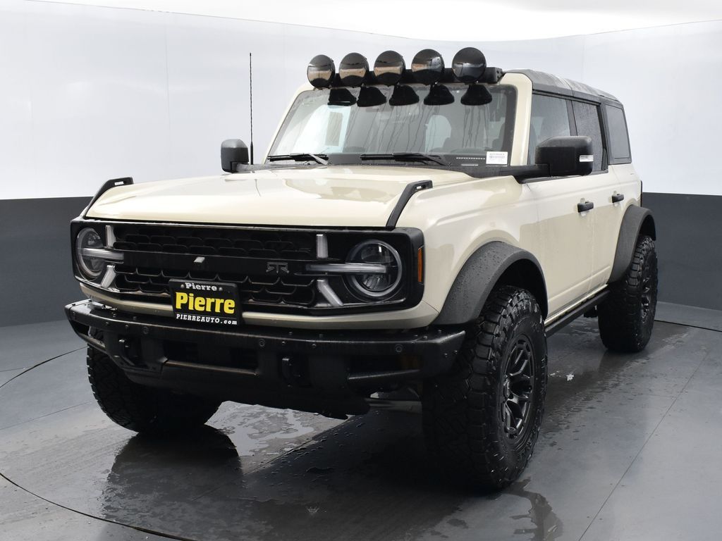 2025 Ford Bronco Badlands 4-Door 4WD