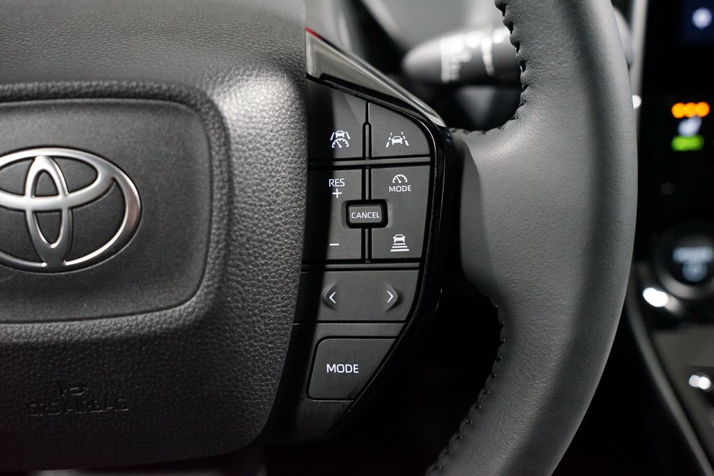 Thumbnail: 2024 Toyota bZ4X - 13