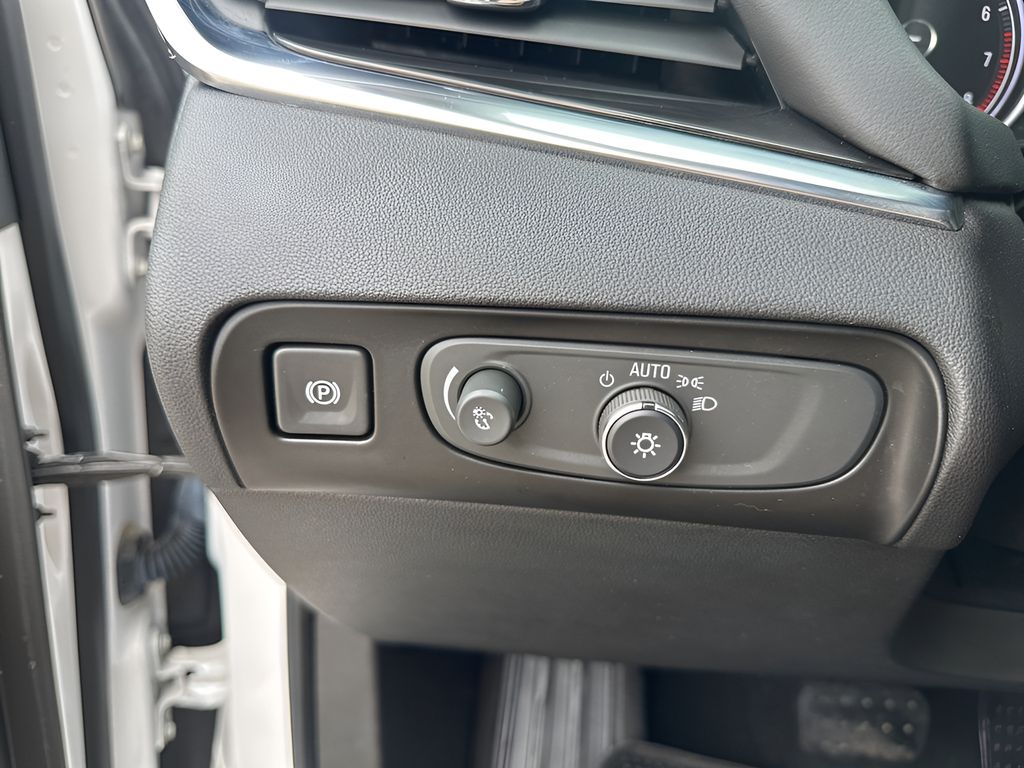 Used Car 2018 Buick Enclave  Essence For Sale Under $25,000 In Austin, Texas