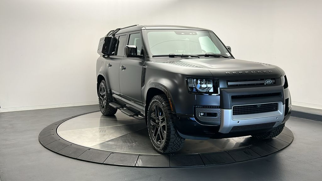 Thumbnail: 2024 Land Rover Defender - 7