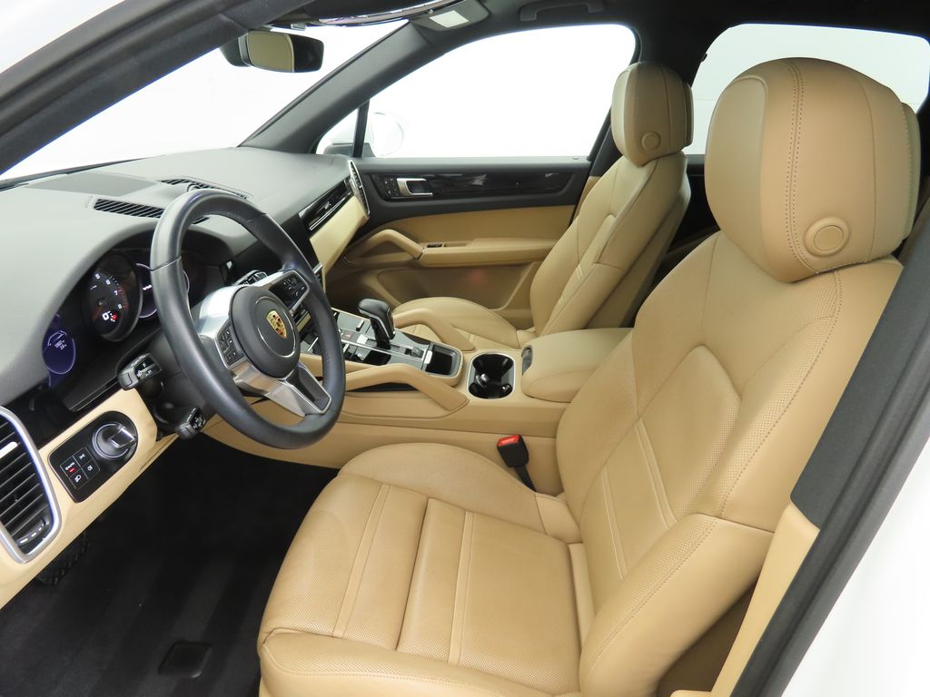 Thumbnail: 2023 Porsche Cayenne - 20