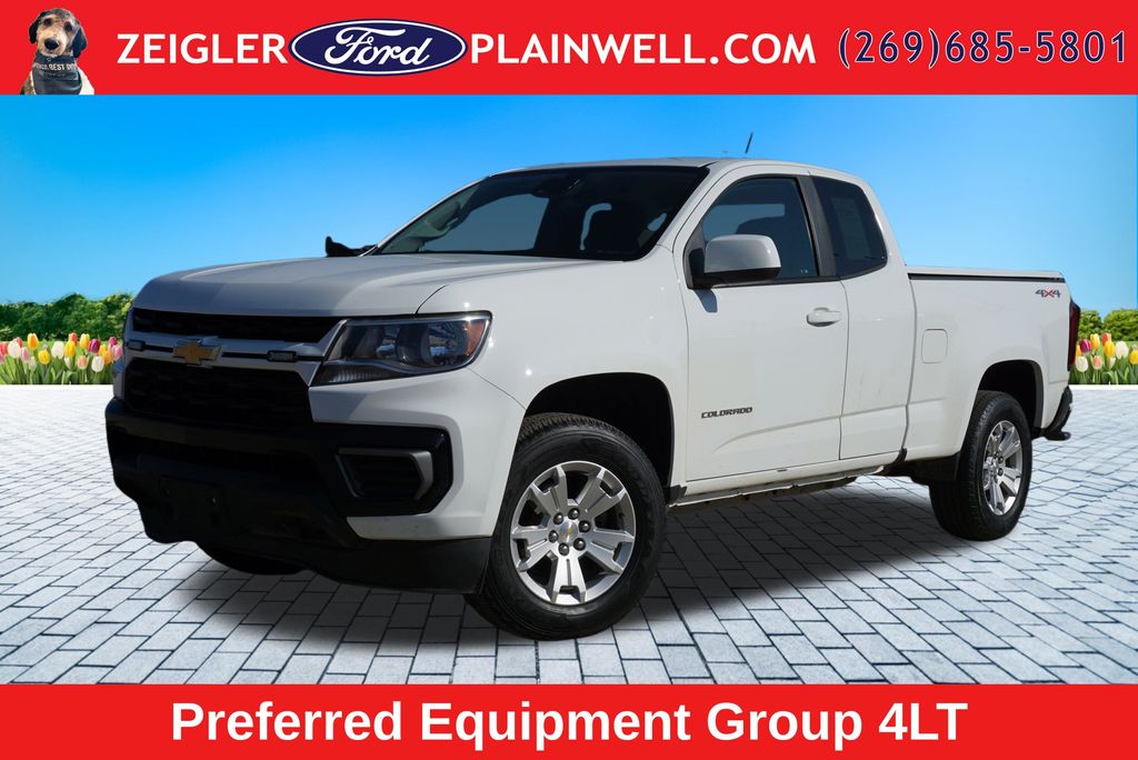 Summit White 2022 Chevrolet Colorado Pickup Truck Four-Wheel Drive 6-Speed Automatic