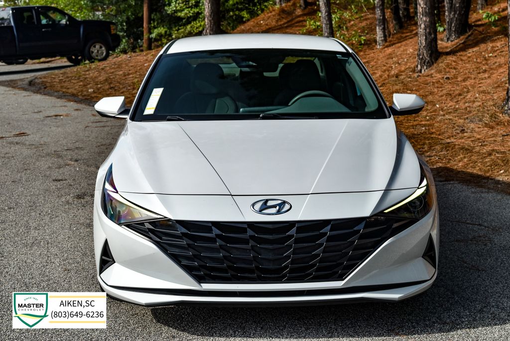 Used 2022 Hyundai Elantra Sedan