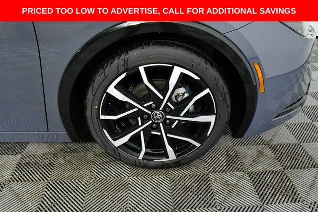 New 2026 Toyota Prius Plug-in Hybrid Sedan