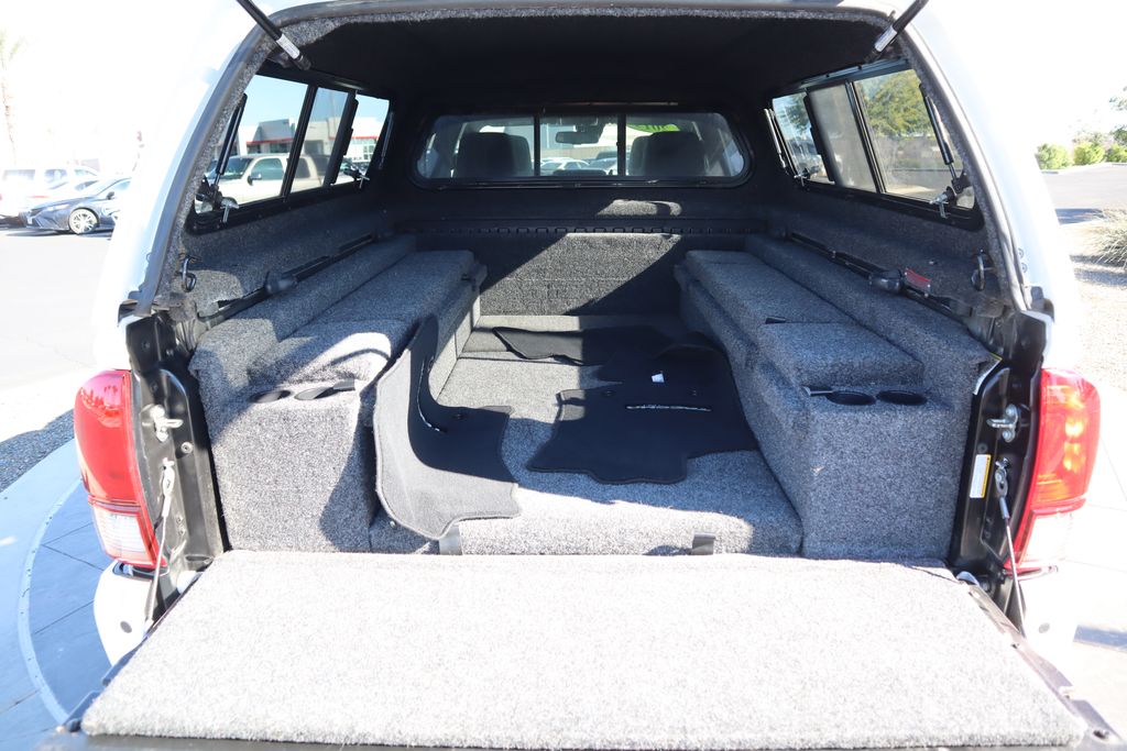 Thumbnail: 2019 Toyota Tacoma - 27