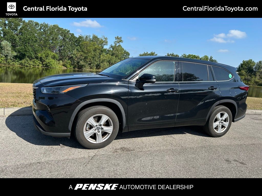 2022 Toyota Highlander LE -
                Orlando, FL