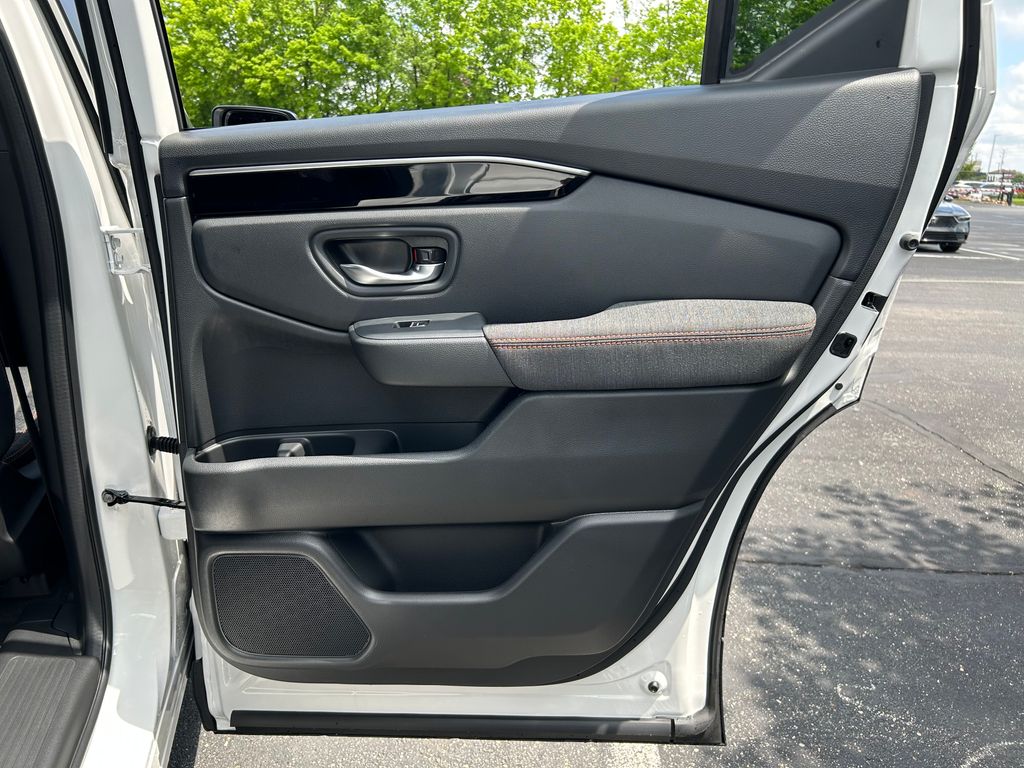 2025 Honda Pilot Sport 22