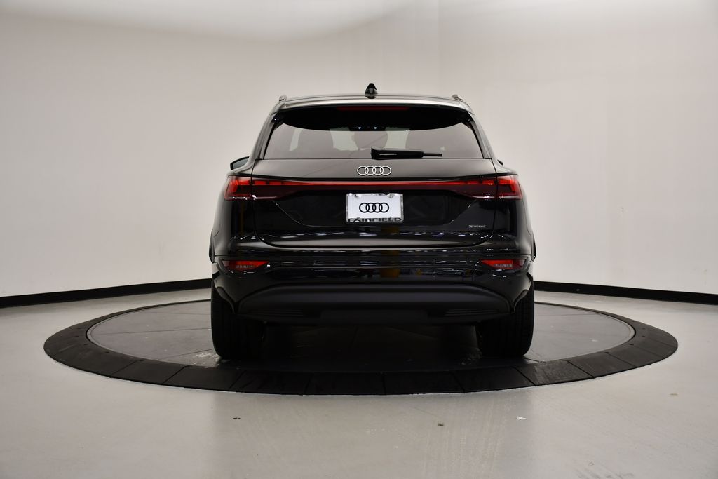 Thumbnail: 2025 Audi Q6 e-tron - 4