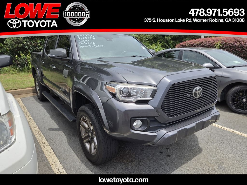 2018 Toyota Tacoma Limited Double Cab 4x4 V6 Auto Short Bed's photo