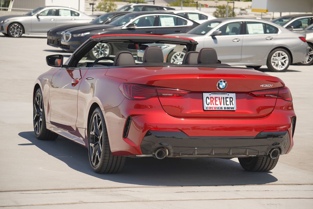 Thumbnail: 2025 BMW 4 Series - 9