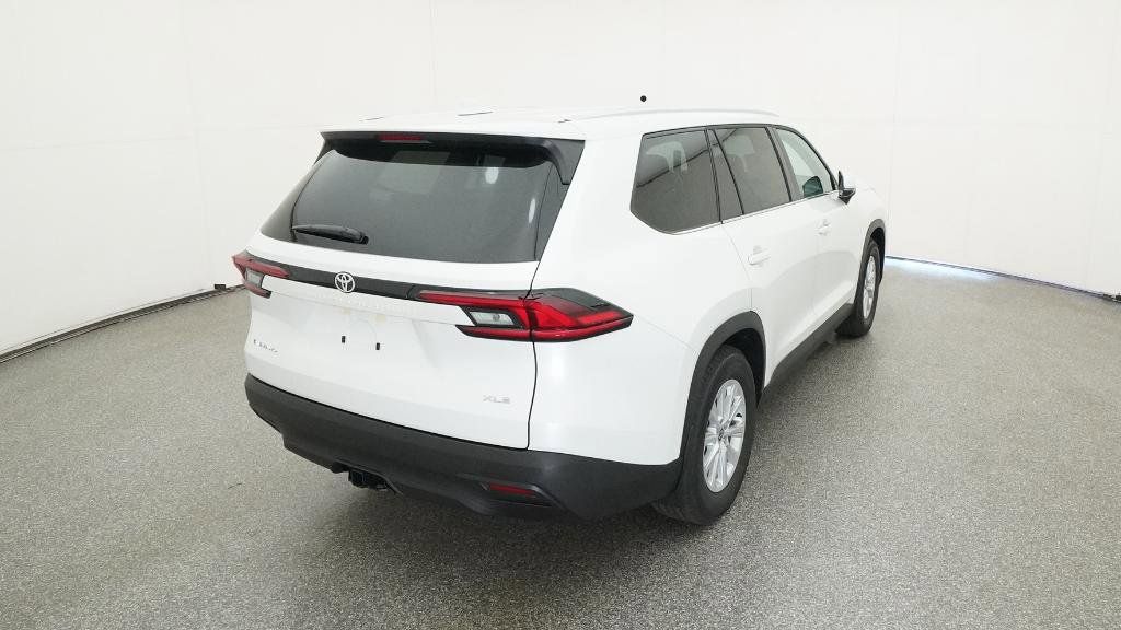 Thumbnail: 2026 Toyota Grand Highlander - 22