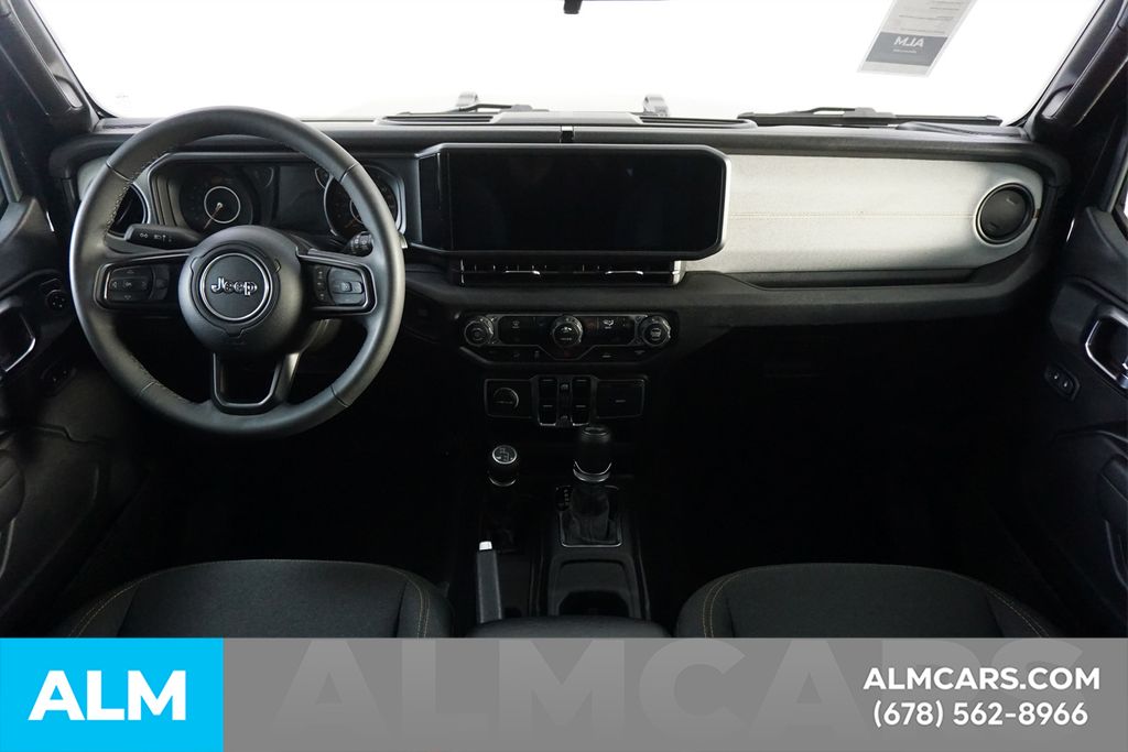 Used 2025 Black Jeep Sport S image 22