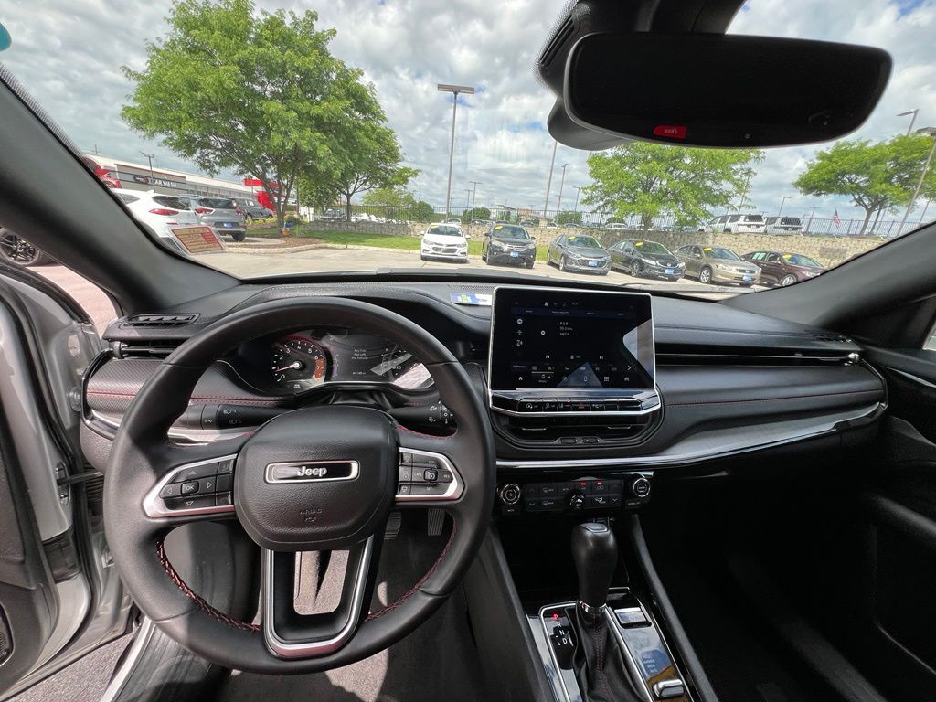 Used 2025 Jeep Compass SUV