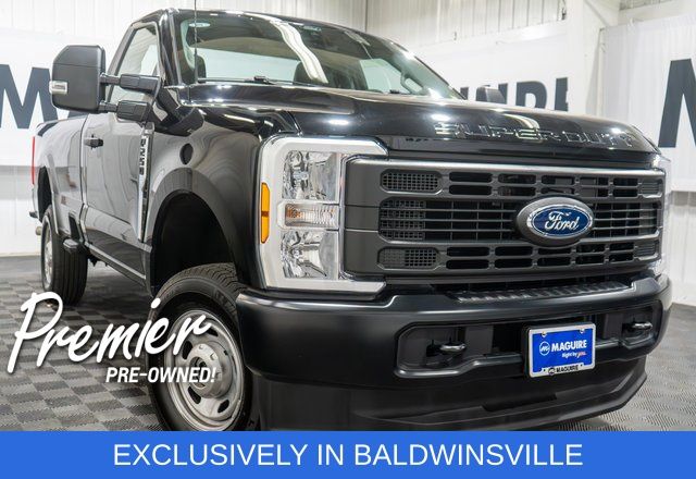 Black Metallic 2025 Ford F-250 Super Duty XLT Regular Cab LB 4WD Pickup Truck Four-Wheel Drive Automatic