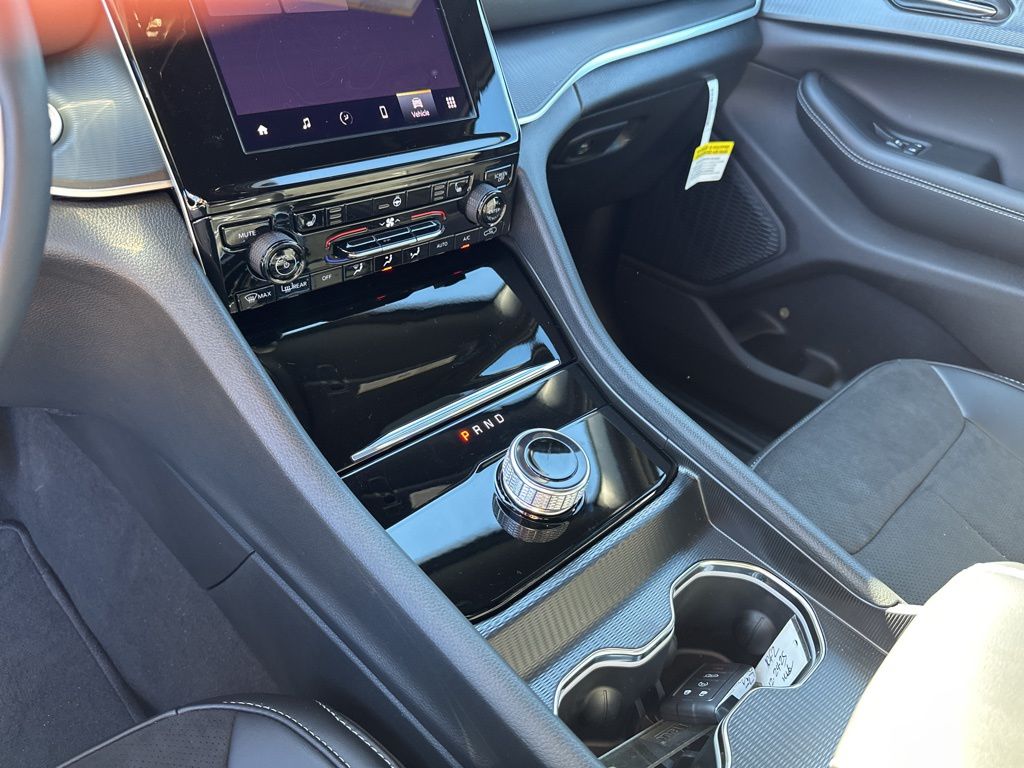 New Car 2025 Jeep Grand Cherokee  For Sale Under $50,000 In Austin, Texas