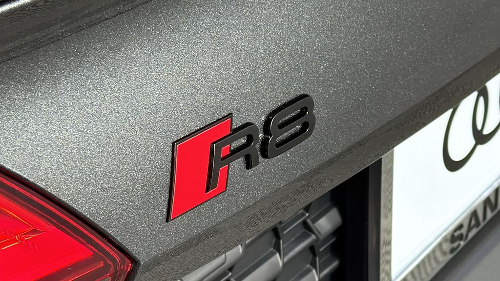 2021 Audi R8  9