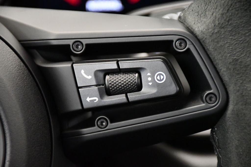 Thumbnail: 2024 Porsche 911 - 28