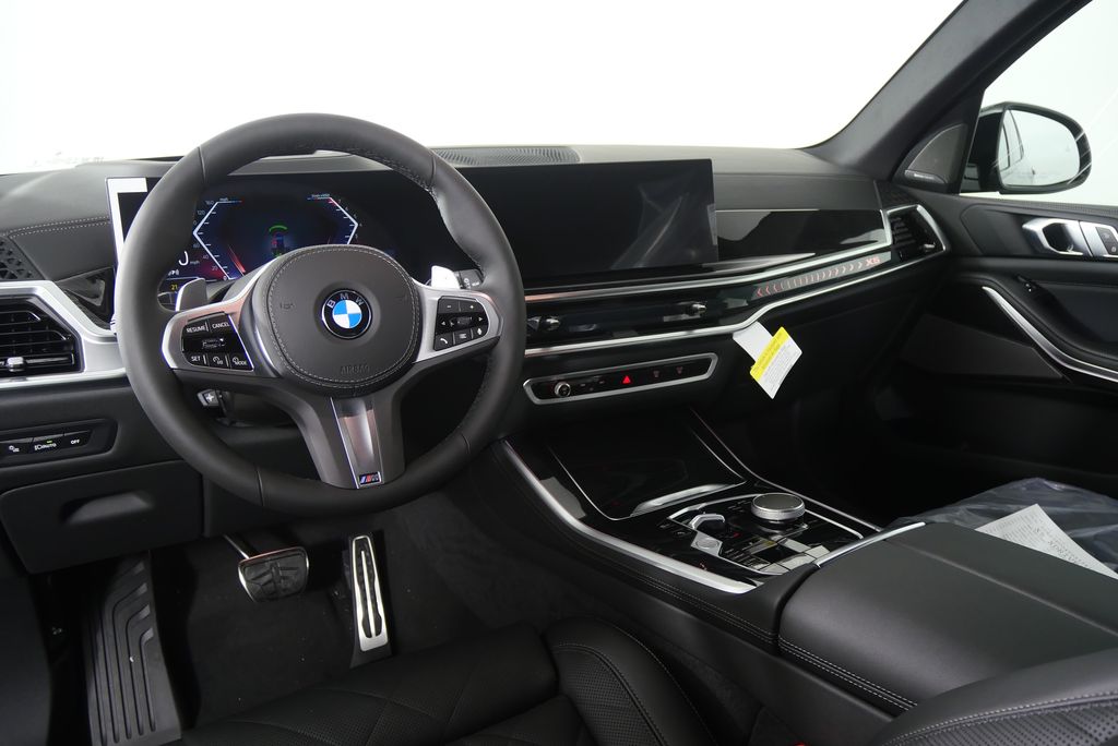 Thumbnail: 2026 BMW X5 - 17
