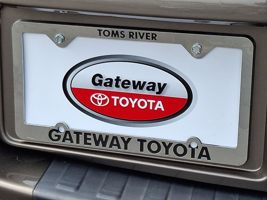 2010 Toyota RAV4 Base 30