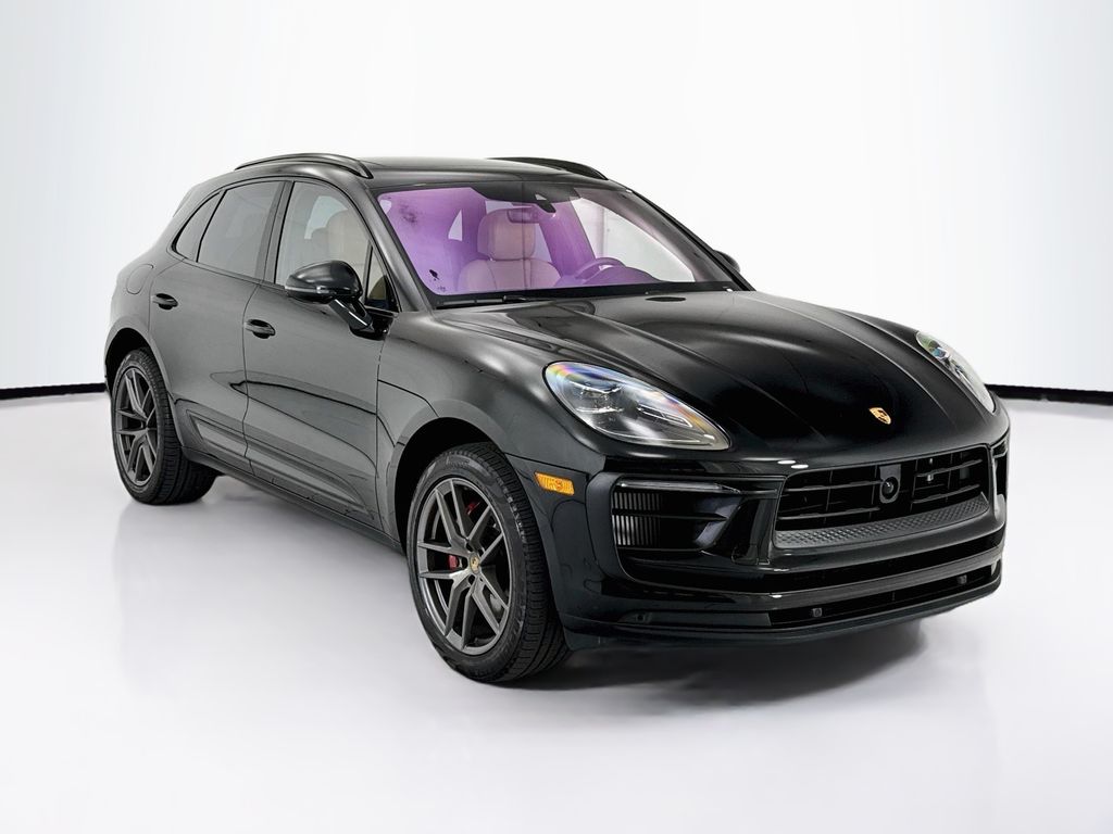 Thumbnail: 2025 Porsche Macan - 9