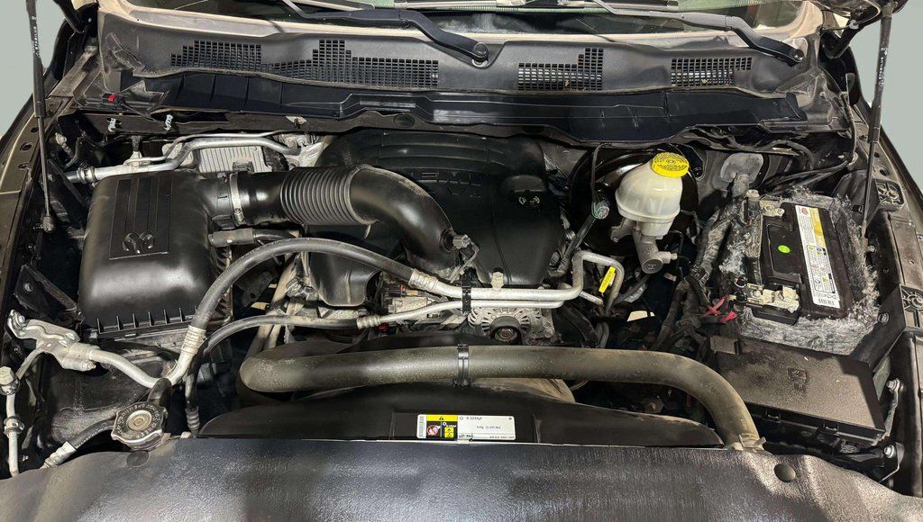 Used 2017 Brilliant Black Crystal Pearlcoat Ram SLT image 26