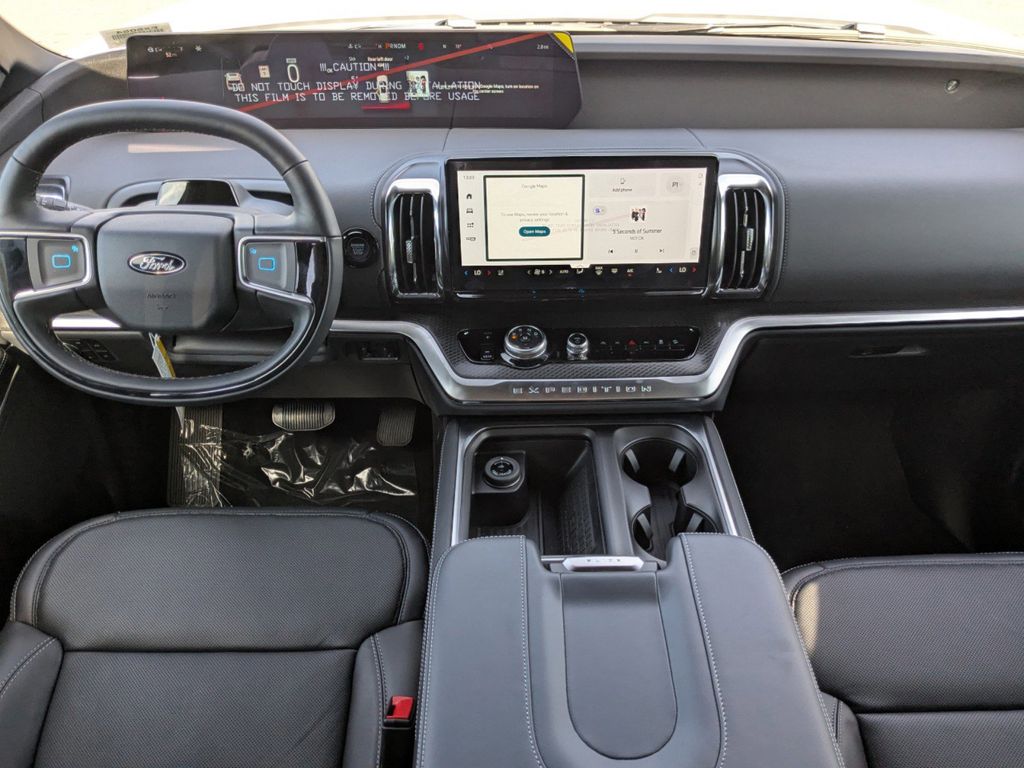 2025 Ford Expedition Platinum MAX