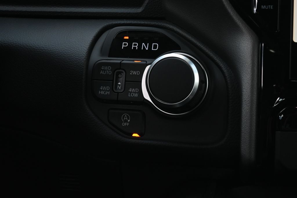 2026 Ram 1500 Big Horn/Lone Star - 11