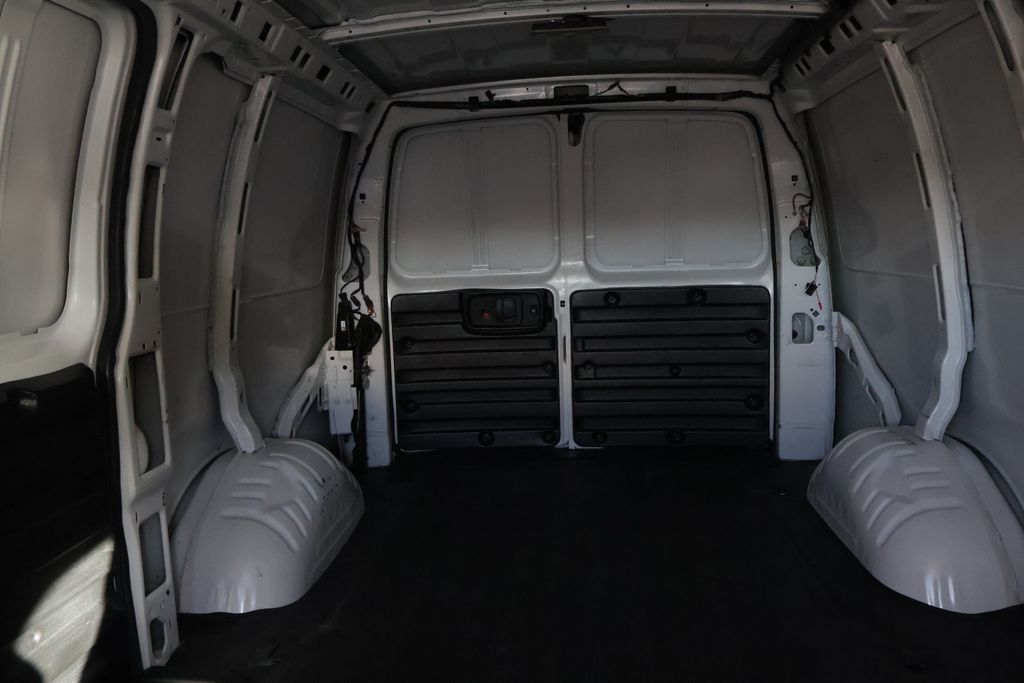 Thumbnail: 2022 Chevrolet Express - 30