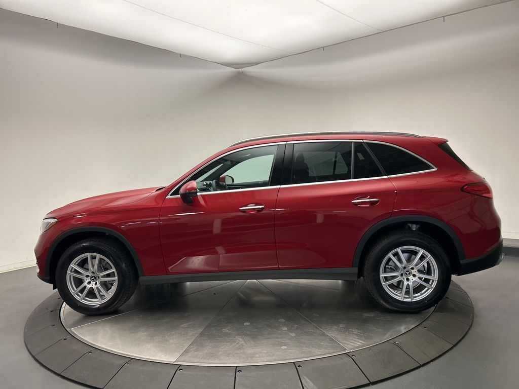 Thumbnail: 2026 Mercedes-Benz GLC - 4