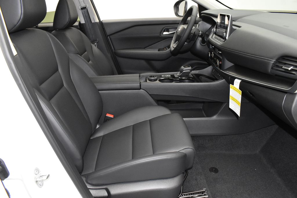 Thumbnail: 2026 Nissan Rogue - 23